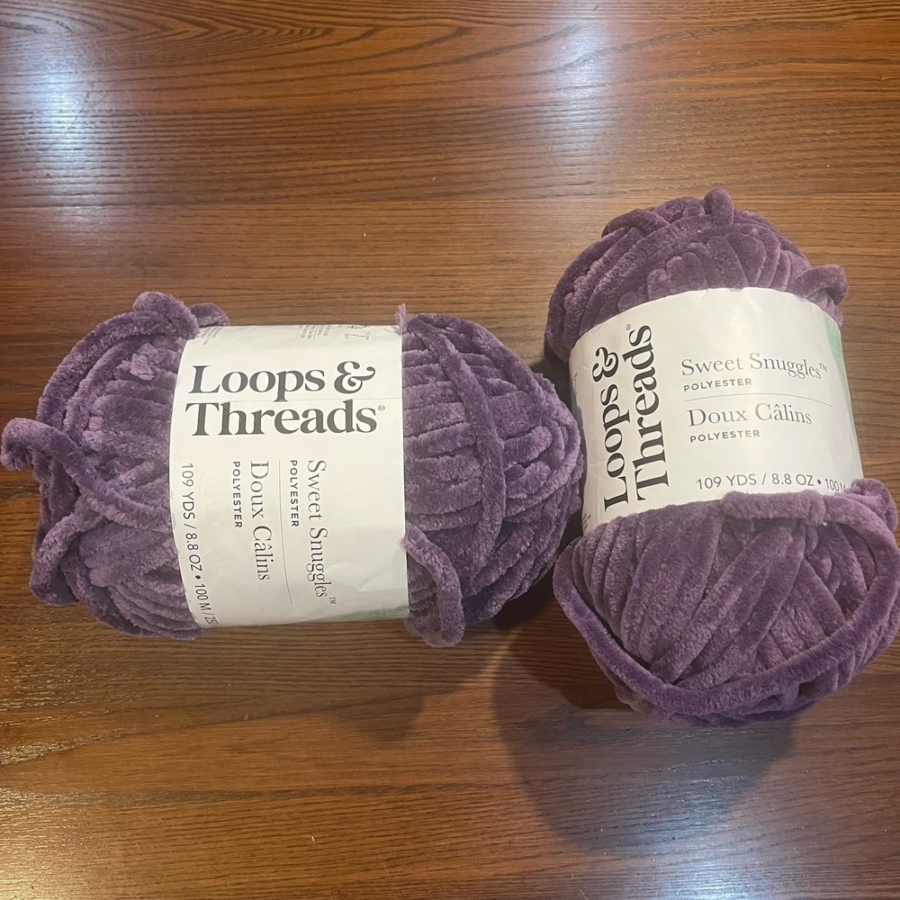 Loops & Threads Sweet‎ Snuggles Yarn Lot of 2 Purple Mauve Jumbo 7 Chenille New - Picture 3 of 9